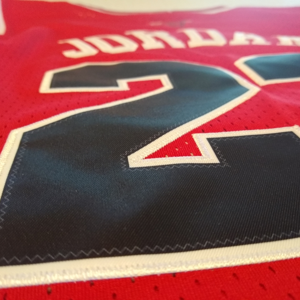 Jordan Jersey size XL NWT Chicago Bulls - Picture 7 of 7